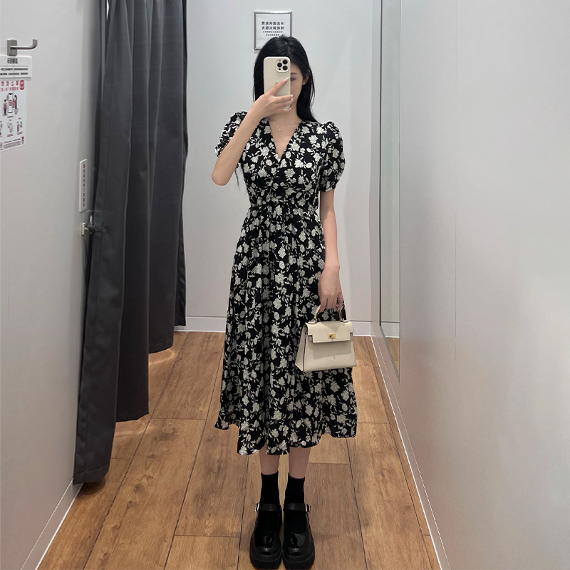 Hot selling puff sleeve floral dress (black size S-XXL) (please contact customer service to confirm the delivery size after placing the order)