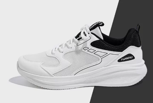 Breathable Mesh Men's Sneakers (White and Black) (Size: 39-44) (Contact customer service to confirm the shipping size after placing the order)