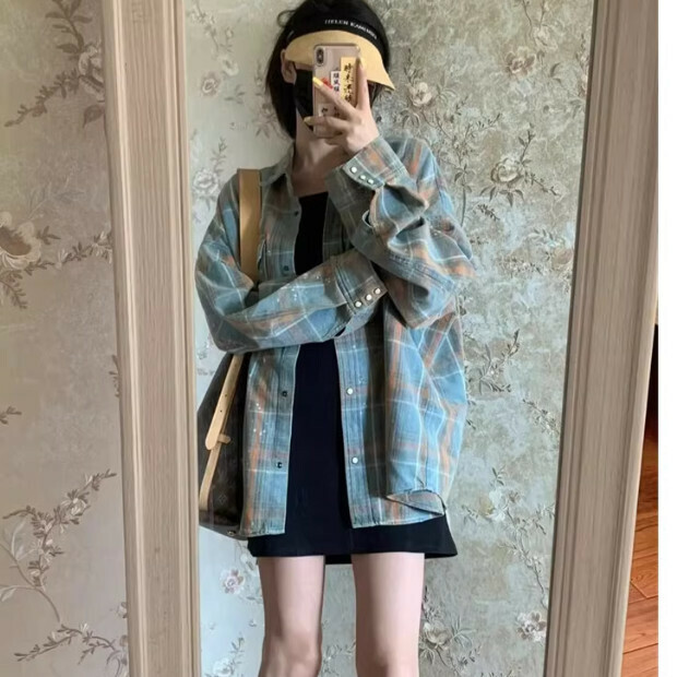 Hot Selling Retro Plaid Shirt [Blue Plaid] Sizes [S-XL] [Please contact customer service to confirm the delivery size after placing the order]