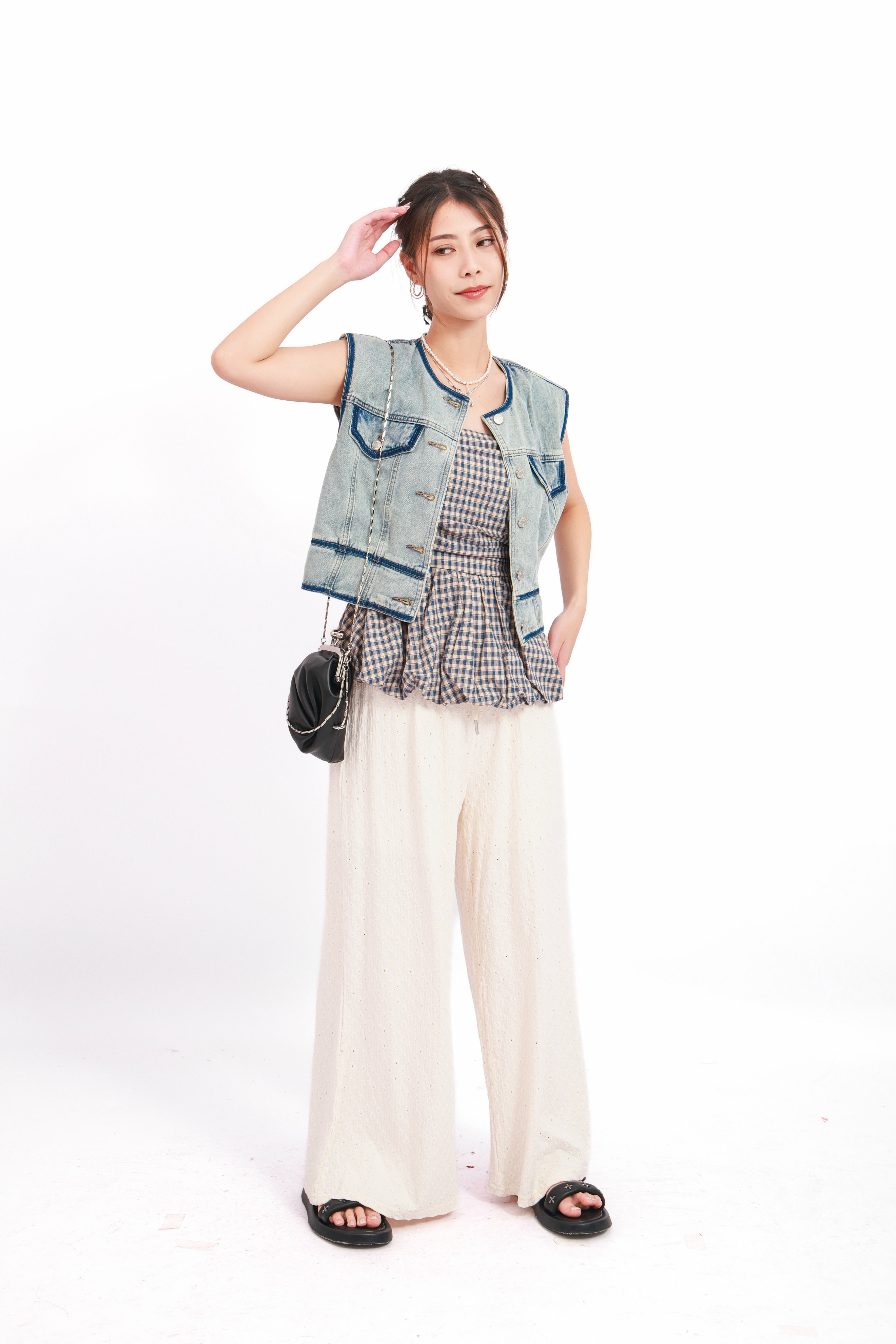 造型 976（背心＋上衣＋長褲）