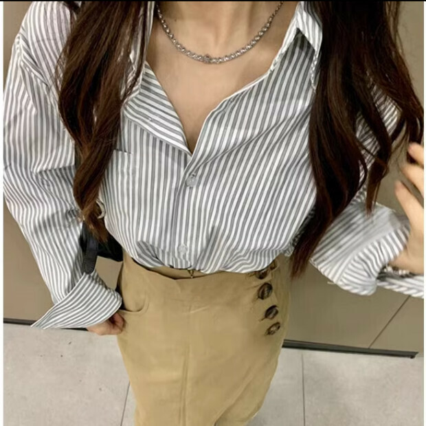 Hot Selling Striped Shirt [Striped Shirt] Sizes [S-XL] [Please contact customer service to confirm the delivery size after placing the order]