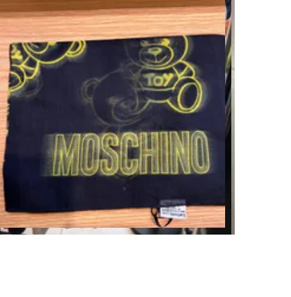 [S] MOSCHINO Q050138D0M5702V001 ALL OVER TEDDY BEAR PRINT SCARF,BLACK, 8052698001557 (SM851)