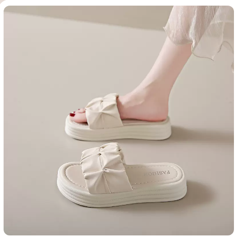 Platform slippers (beige/size 35-40) (contact customer service to confirm the shipping size after placing the order)