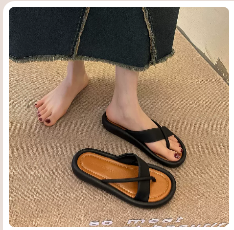 Flat bottom herringbone beach sandals (black/35-40 sizes) (contact customer service to confirm the shipping size after placing an order)