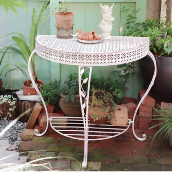 Hotly recommended iron art space, outdoor flower stand, potted plant bench, corridor shelf, coffee table [semi-circular style, old white]