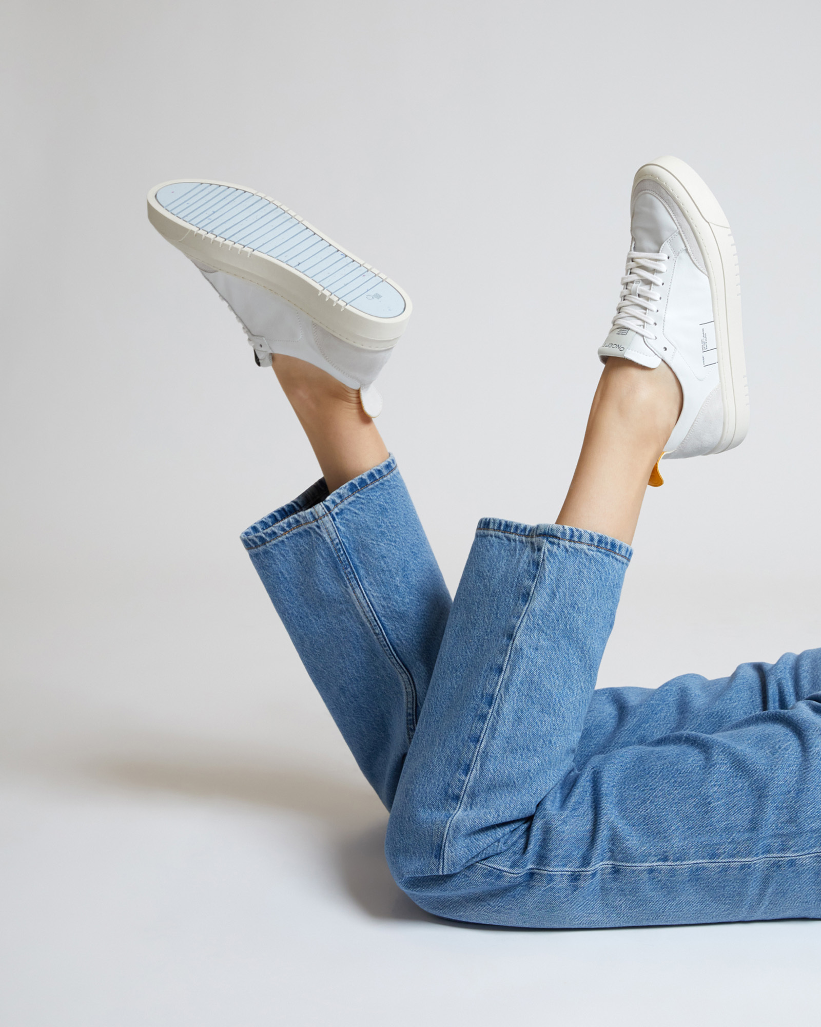 LONDON 小羊皮撞色休閒鞋