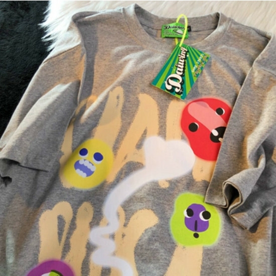Hot selling funny cartoon short-sleeved T-shirt [Flower Gray] [S-XL] (please contact customer service to confirm the delivery size after placing the order)