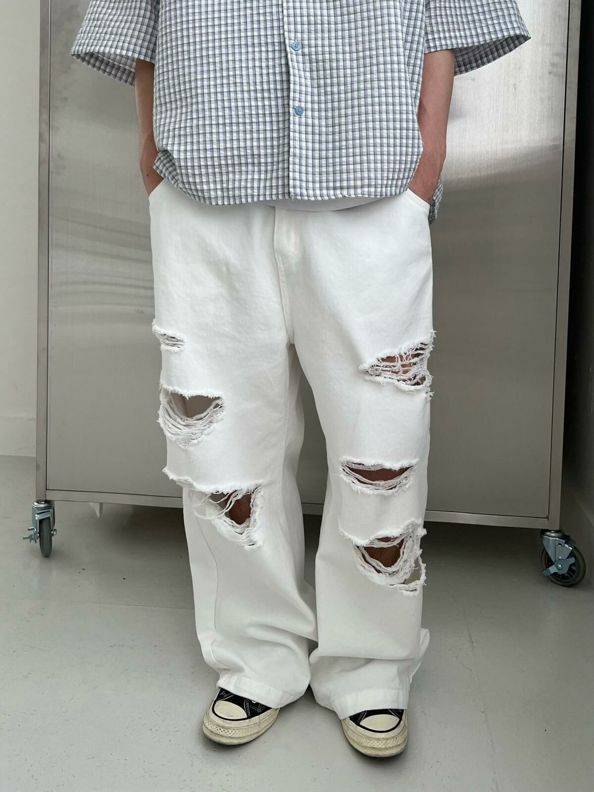 淨色/仿污破洞鬆身牛仔褲 Votus-024J