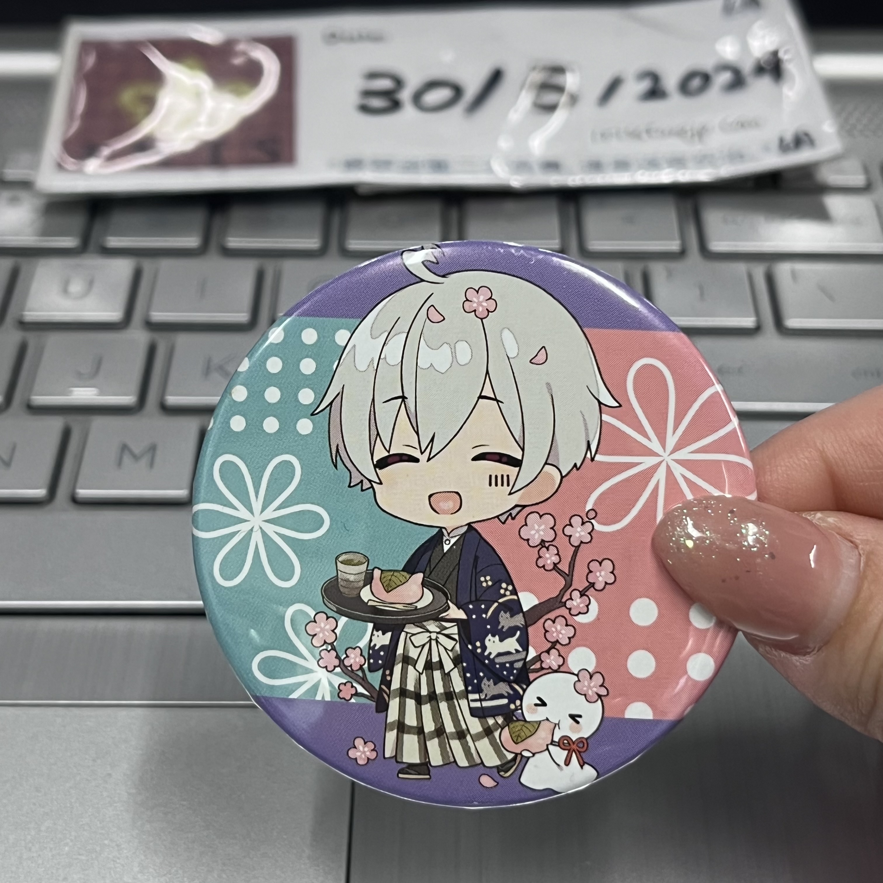 唱見 mafumafu 襟章