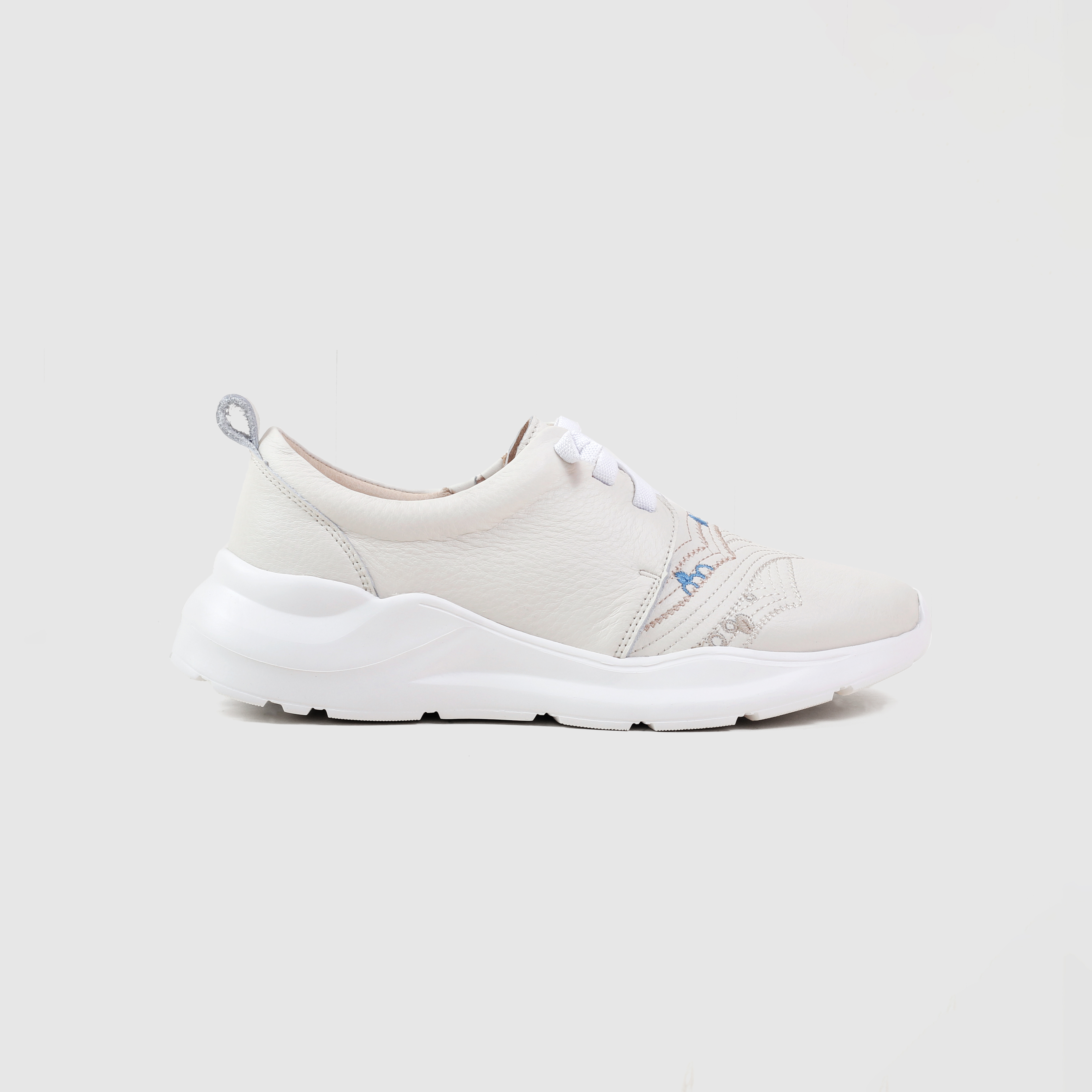 刺繡免綁帶慢跑鞋｜青山層層 ( 米白)