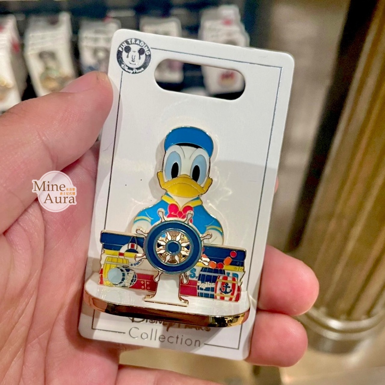 漂浮 唐老鴨 Donald 造型 徽章 PIN -上海迪士尼樂園