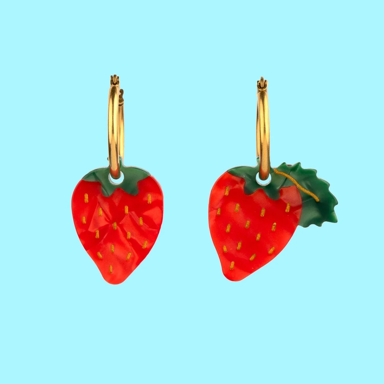 STRAWBERRY EARRINGS｜Coucou Suzette
