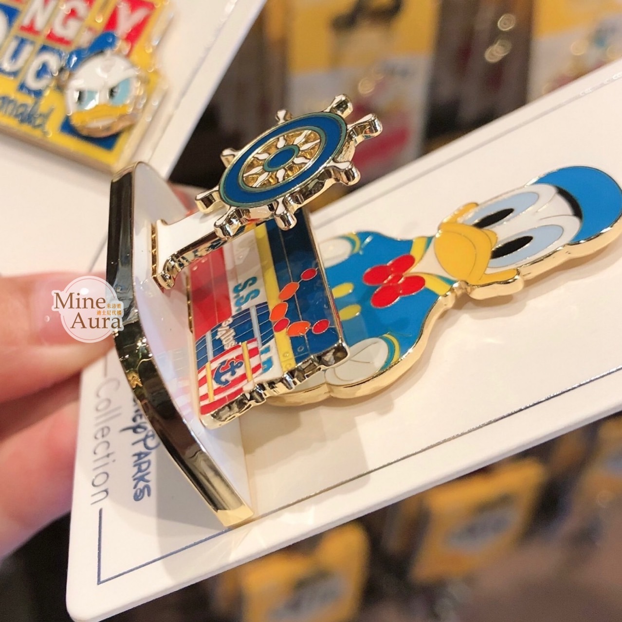 漂浮 唐老鴨 Donald 造型 徽章 PIN -上海迪士尼樂園