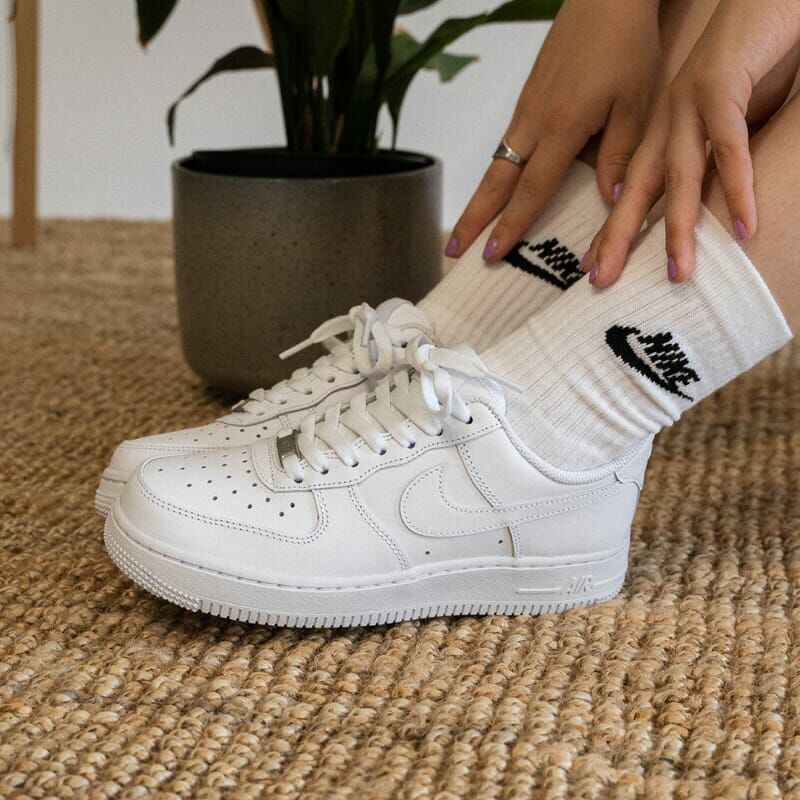 【預訂】NIKE AIR FORCE 1  LE 全白-GS