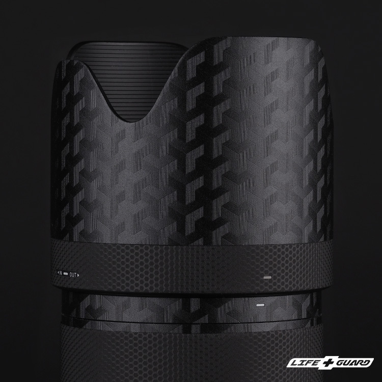 箭影黑貼膜質感特寫，LIFE+GUARD 設計風格