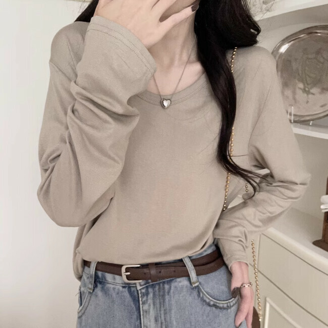 Hot selling round neck long sleeve T-shirt (one size fits all) (milk tea color)