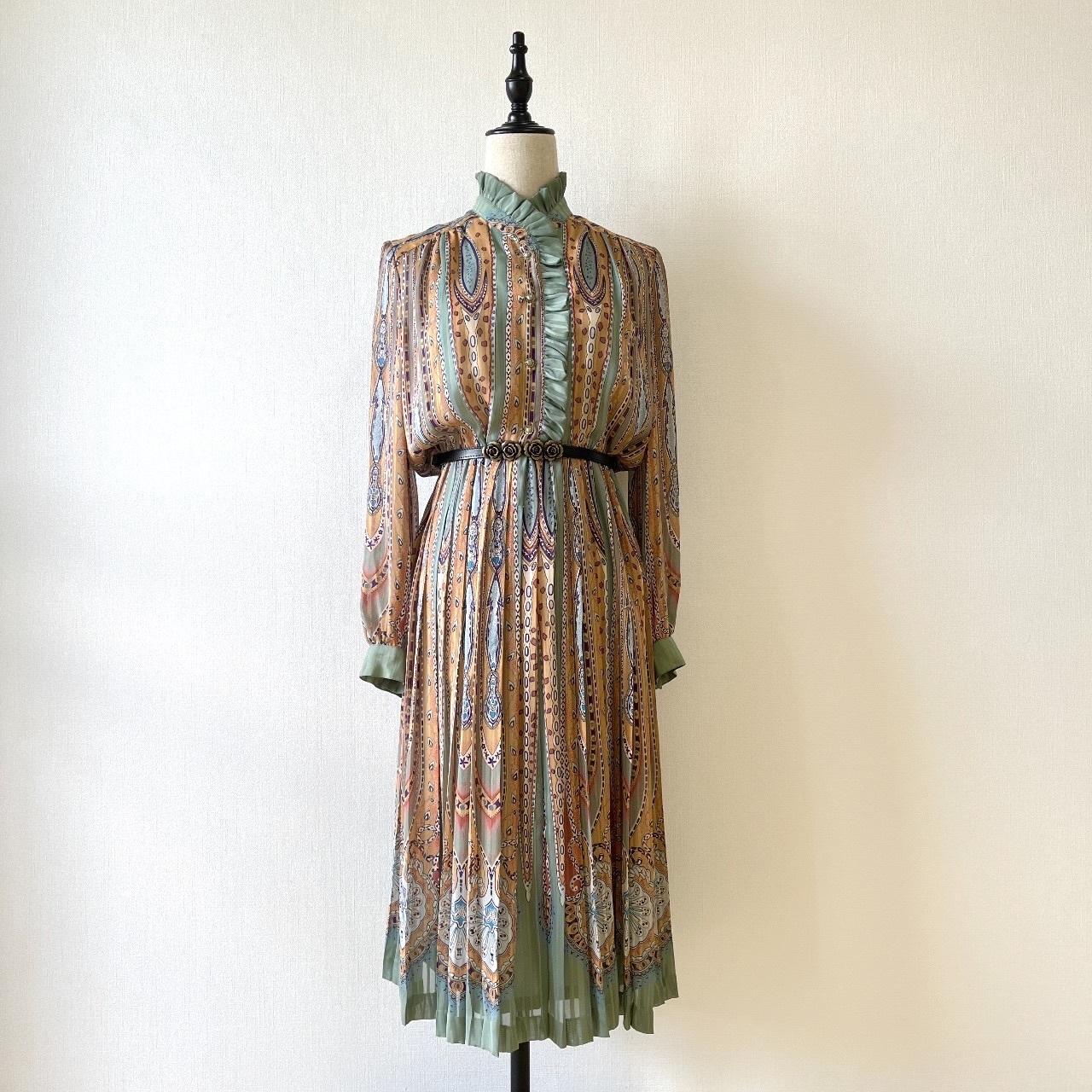 日本製湖水綠配珊瑚色華麗古著連身裙