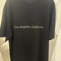 [S] GUESS EMBOSSED LETTERING SHORT SLEEVE T-SHIRT,BLACK, MO2K9433-BLK (SGU560)