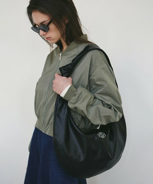 ★NlCK&NLCOLE★ NICOLE GLOSSY SHOULDER KNOT BAG_BLACK MUSINSA | NICK&NICOLE NICOLE GLOSSY SHOULDER KNOT BAG_BLACK