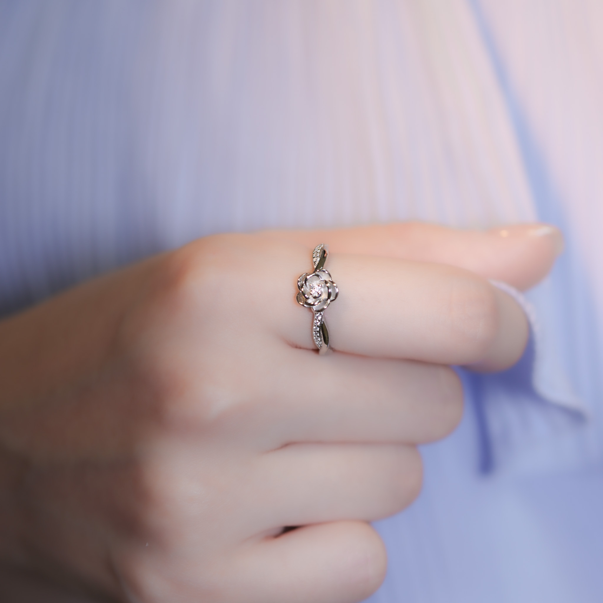 | 925 Silver・ Platinum | Poem Of Rose Ring | RI0683 |