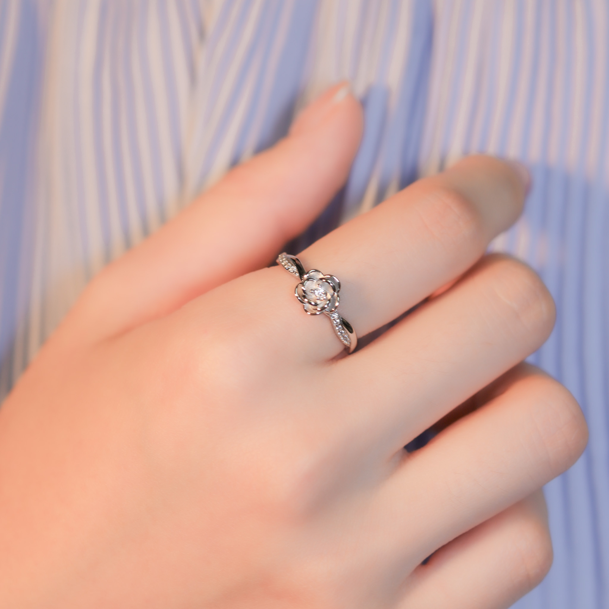 | 925 Silver・ Platinum | Poem Of Rose Ring | RI0683 |