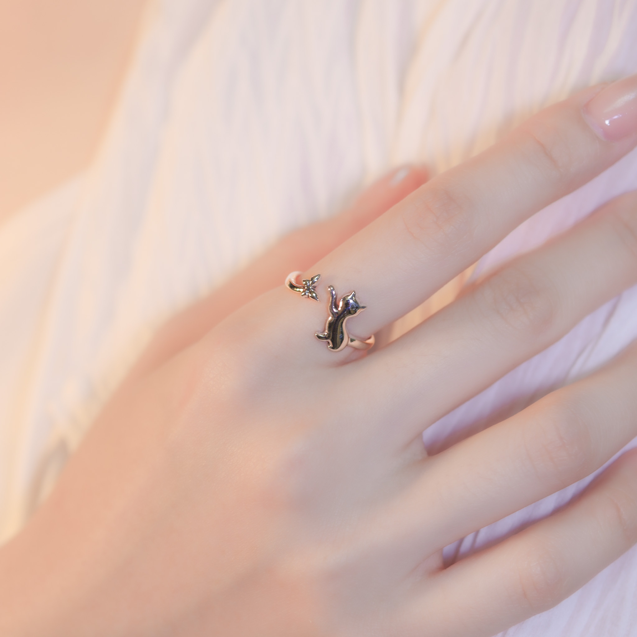 | 925純銀・厚鍍白金 | 嬉蝶貓咪戒指  | RI0673 |