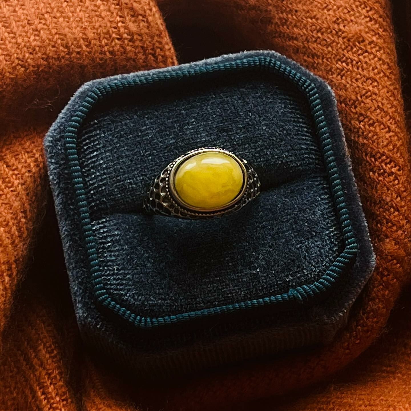 [原石] 蜜蠟 925銀戒指