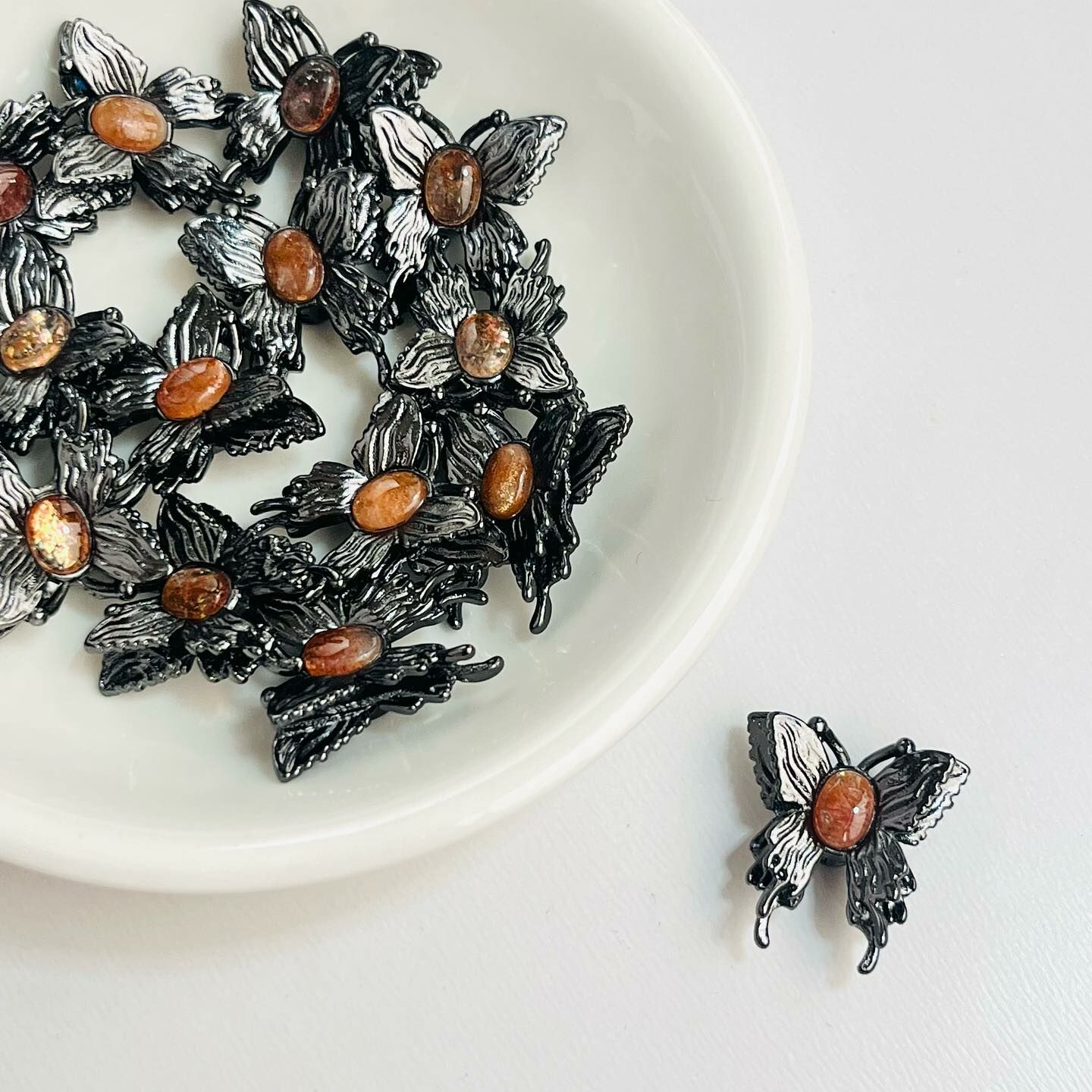 [原石] 金太陽石 蝴蝶配件