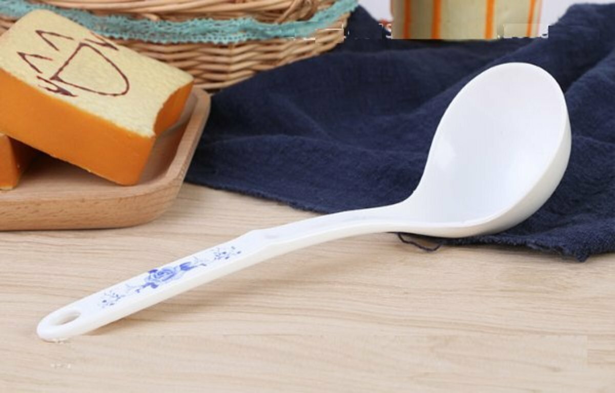 Chinese Style Soup Spoon Shell Single Piece(8806 Large Size:27*11cm) (Random Color)