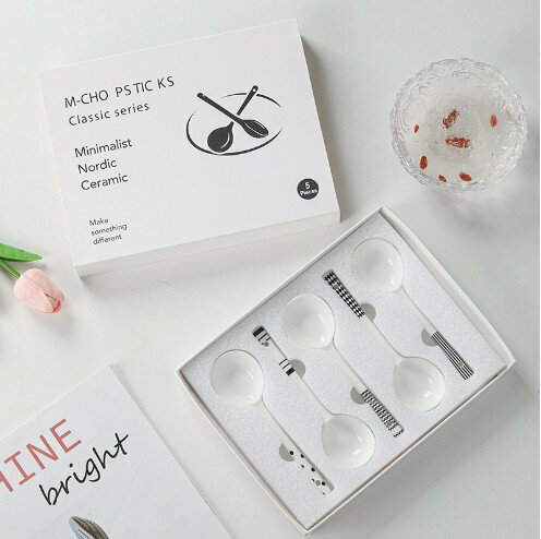 【Gift box/5 pieces】Long-handled spoon net red spoon High temperature resistance, easy to clean, not easy to mold, no paint and no wax  