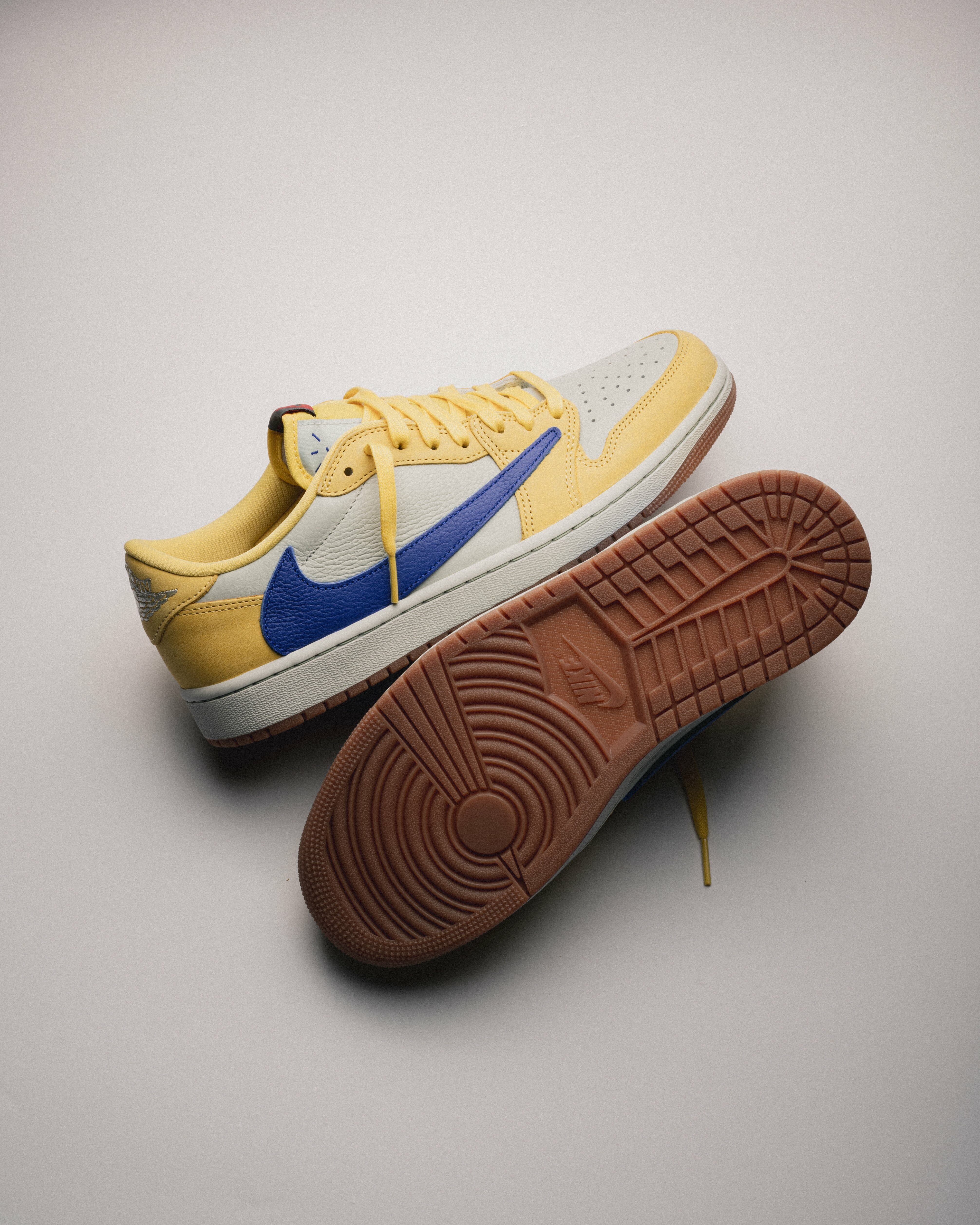 [現貨] WMNS Travis Scott Air Jordan Retro 1 Low OG SP CANARY | DZ4137-700