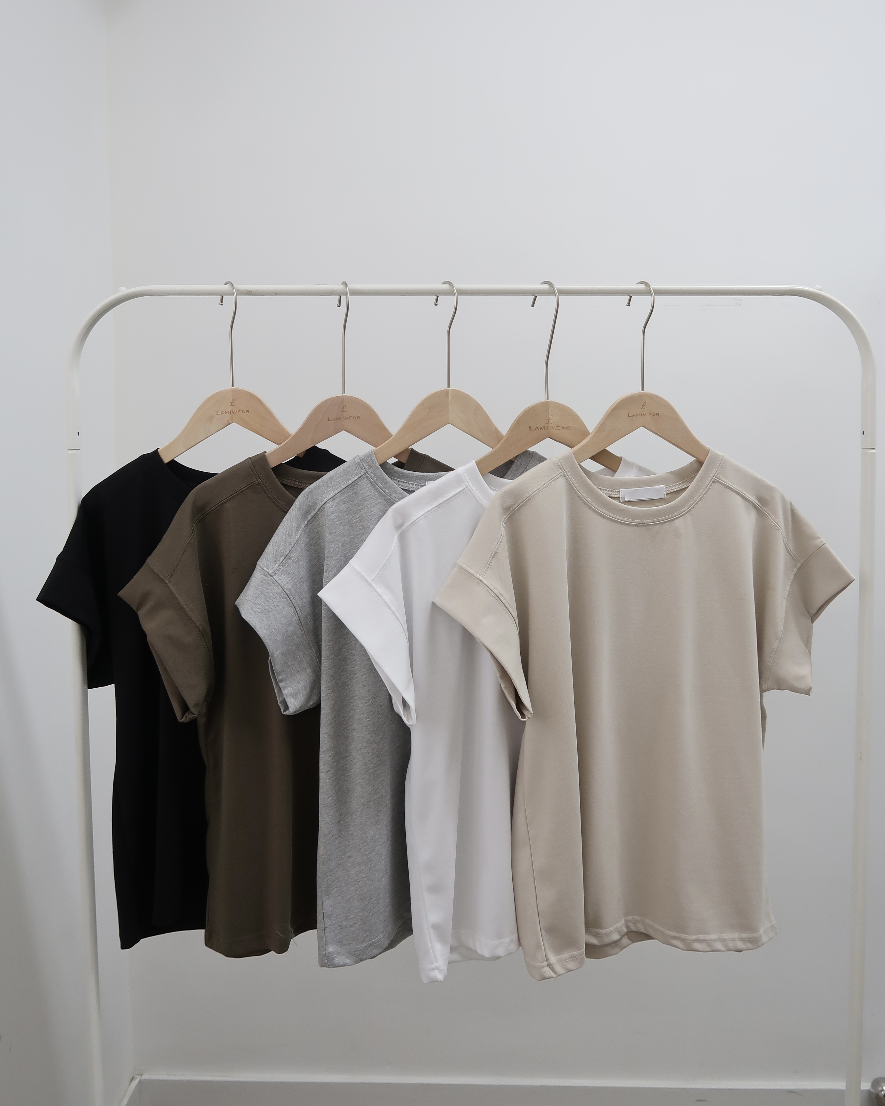 26 S/S 春夏 涼感質料素色短袖