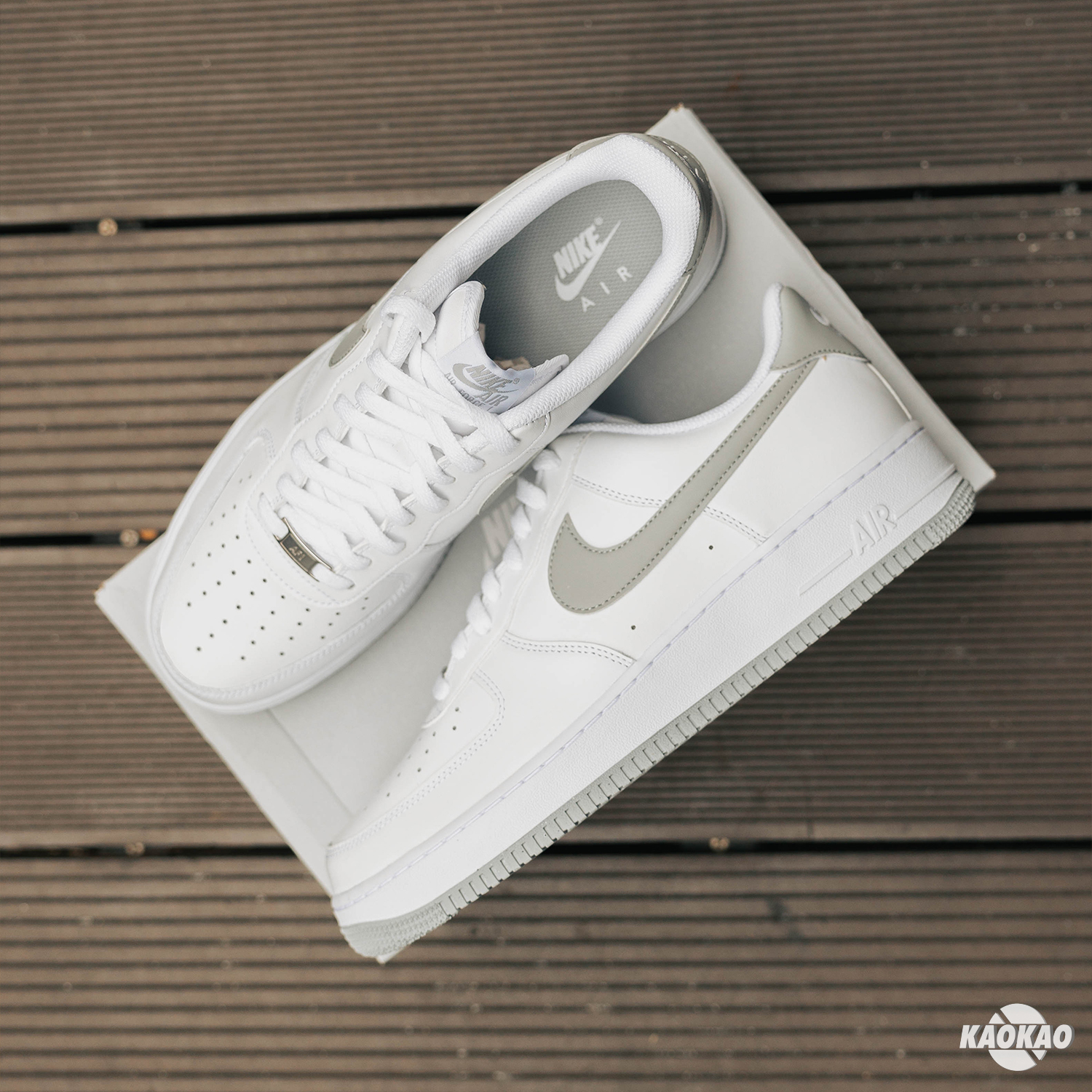 男女款 NIKE AIR FORCE 1 LOW "SMOG GREY" 霧霾灰白 AF1【FJ4146-100】