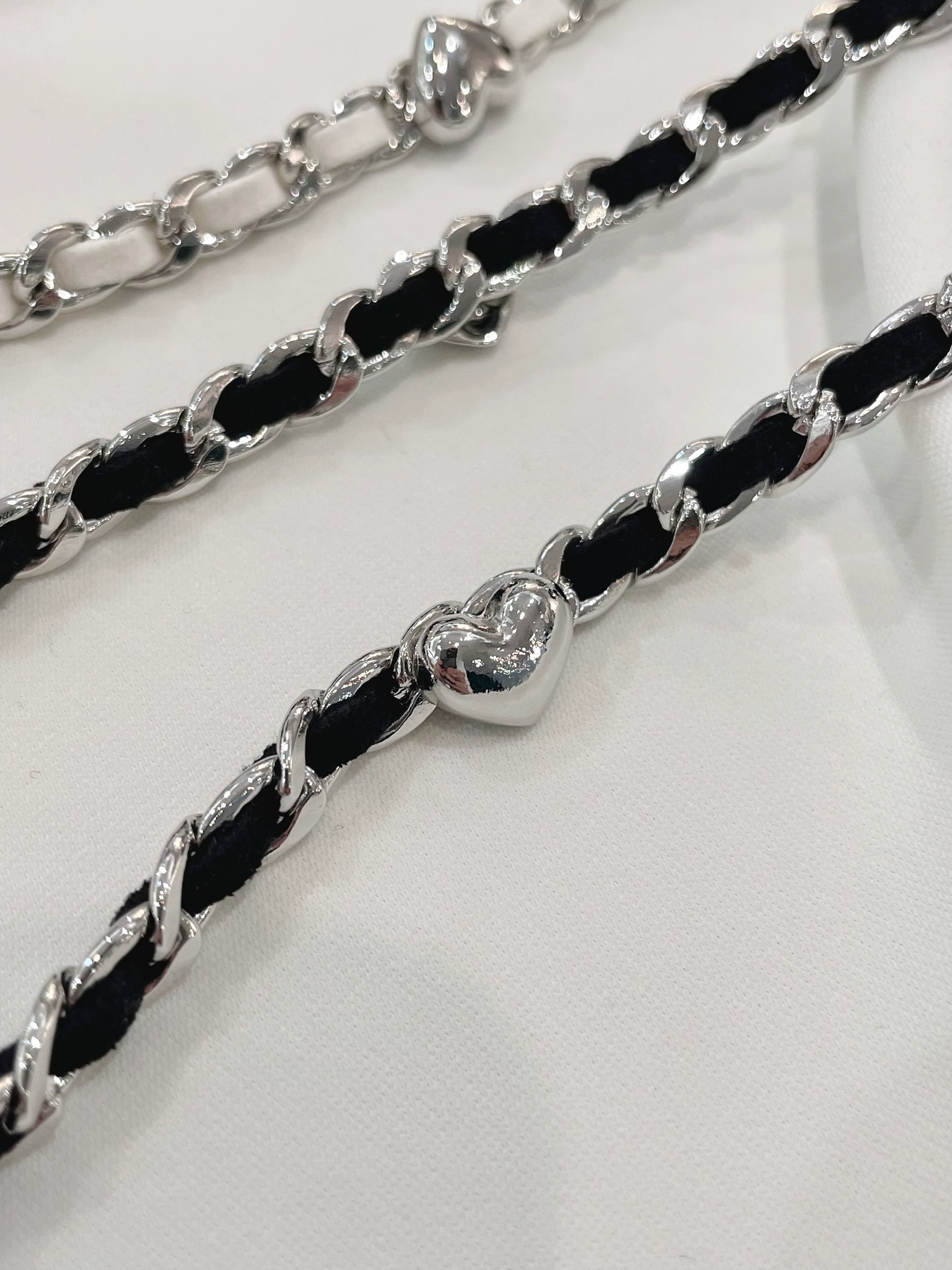 小香風側愛心頸鏈