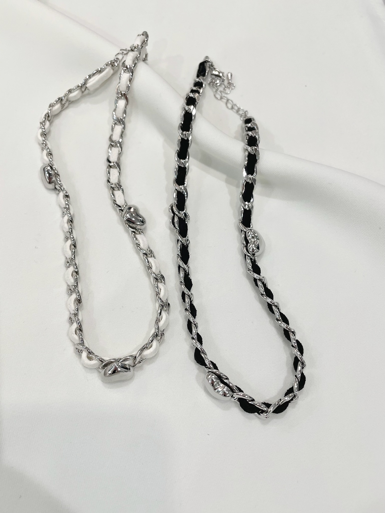 小香風側愛心頸鏈