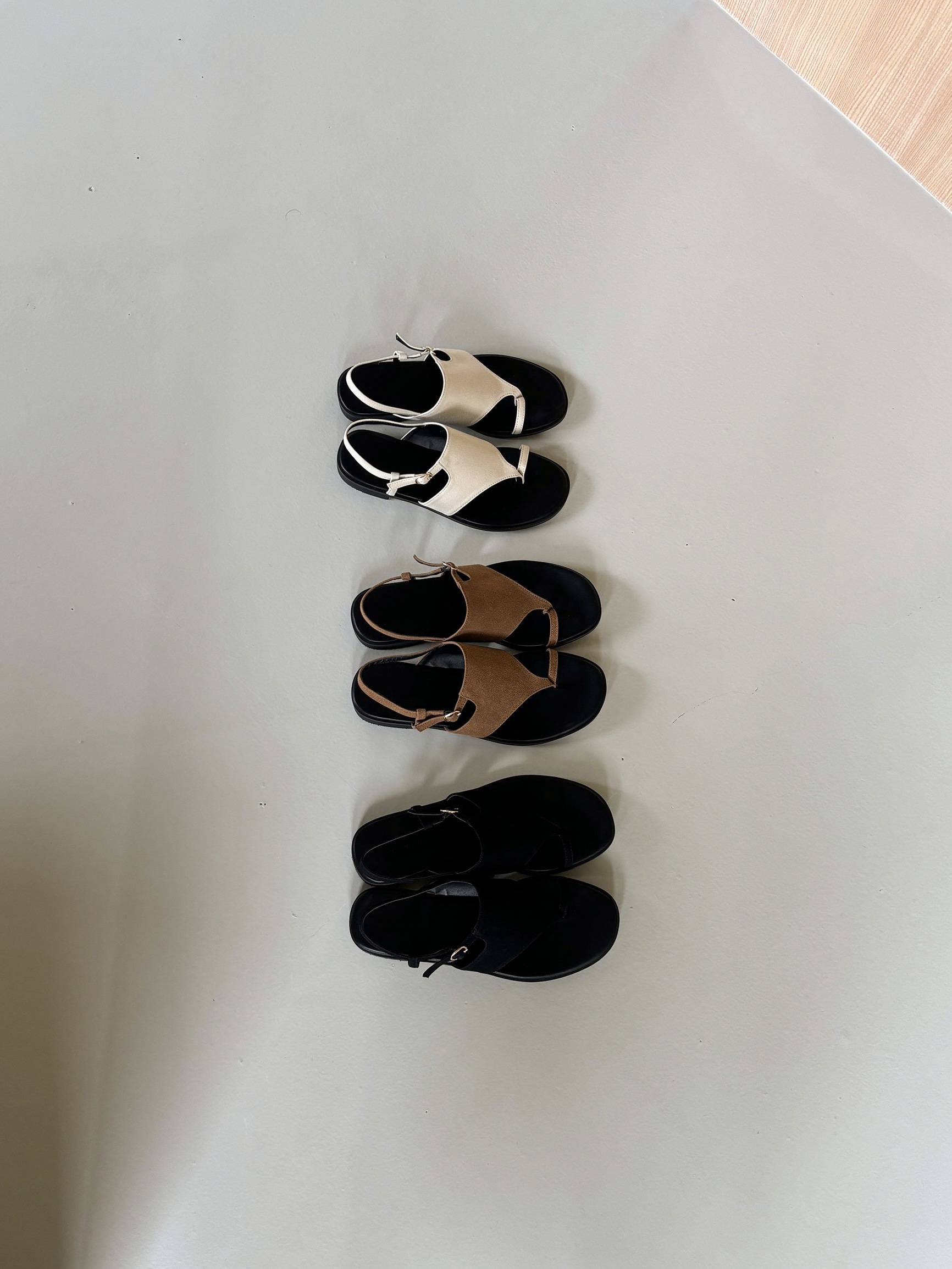 #228N138 入夏美學，麂皮人字包趾涼鞋 (3色)