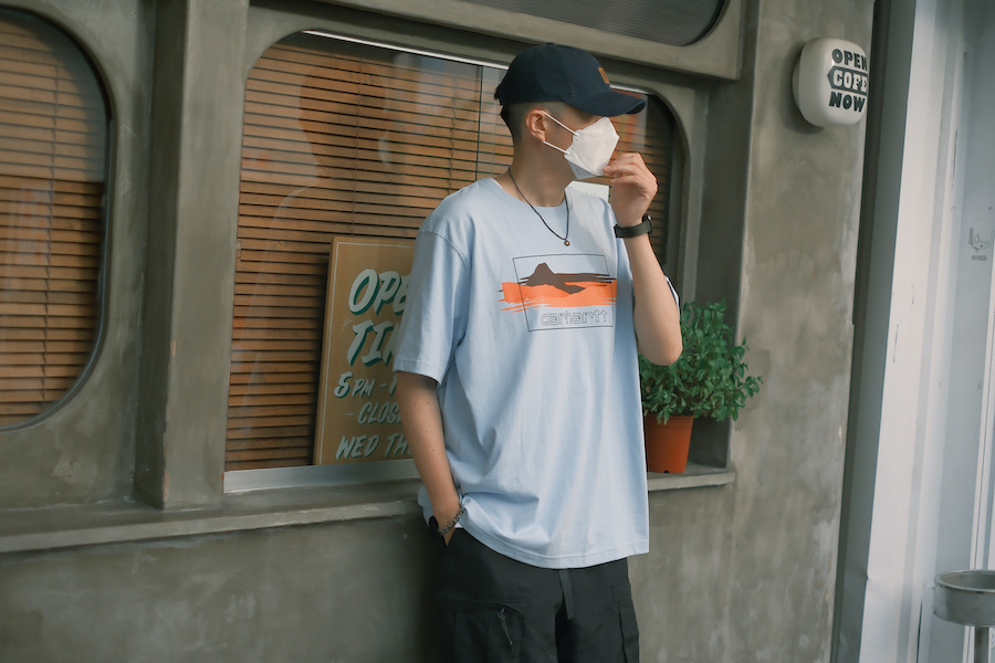 ｜限時百元驚爆價🔥|🇺🇸 CARHARTT 山峰落日 Logo Tee