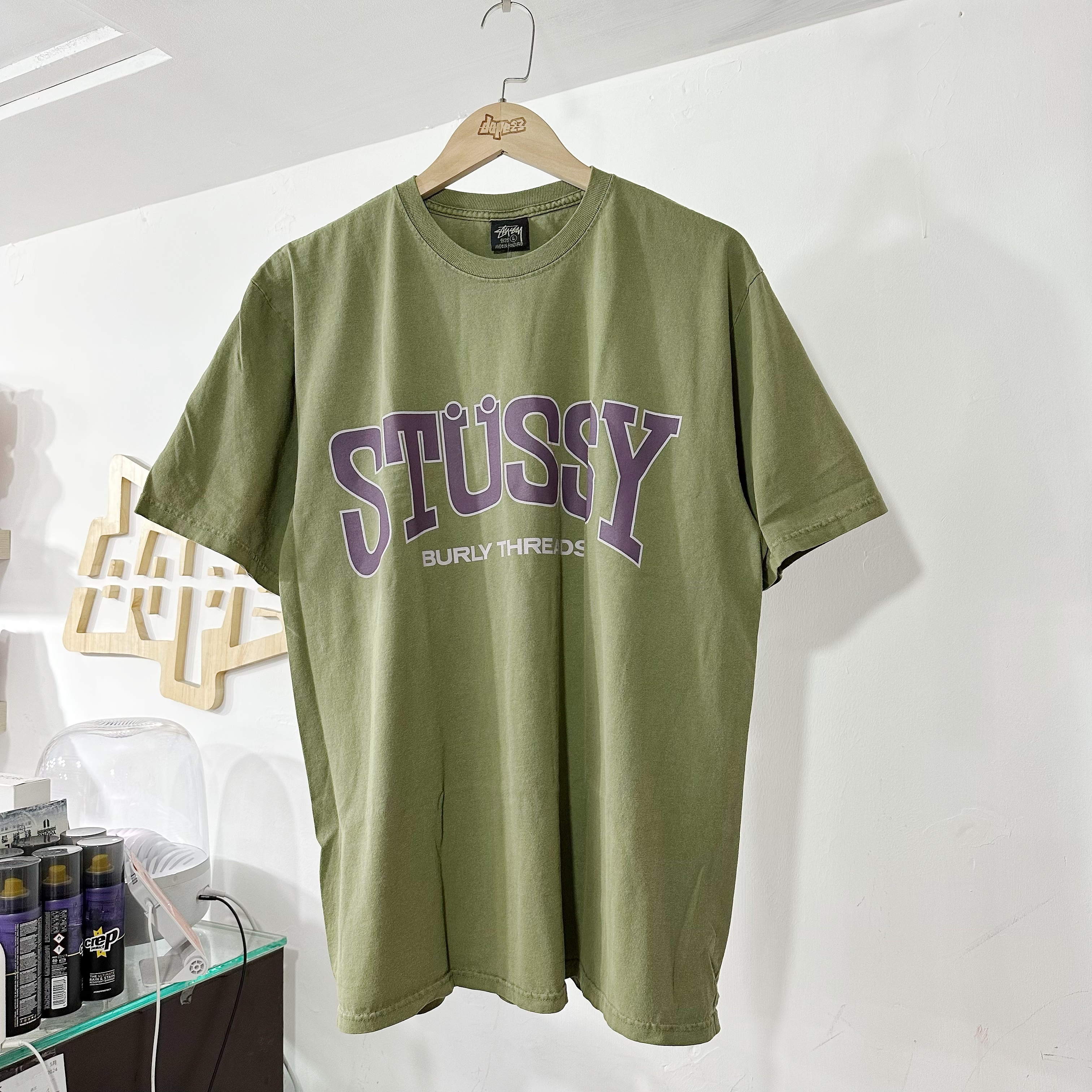 STUSSY BURLY THREADS TEE PIGMENT DYED OLIVE