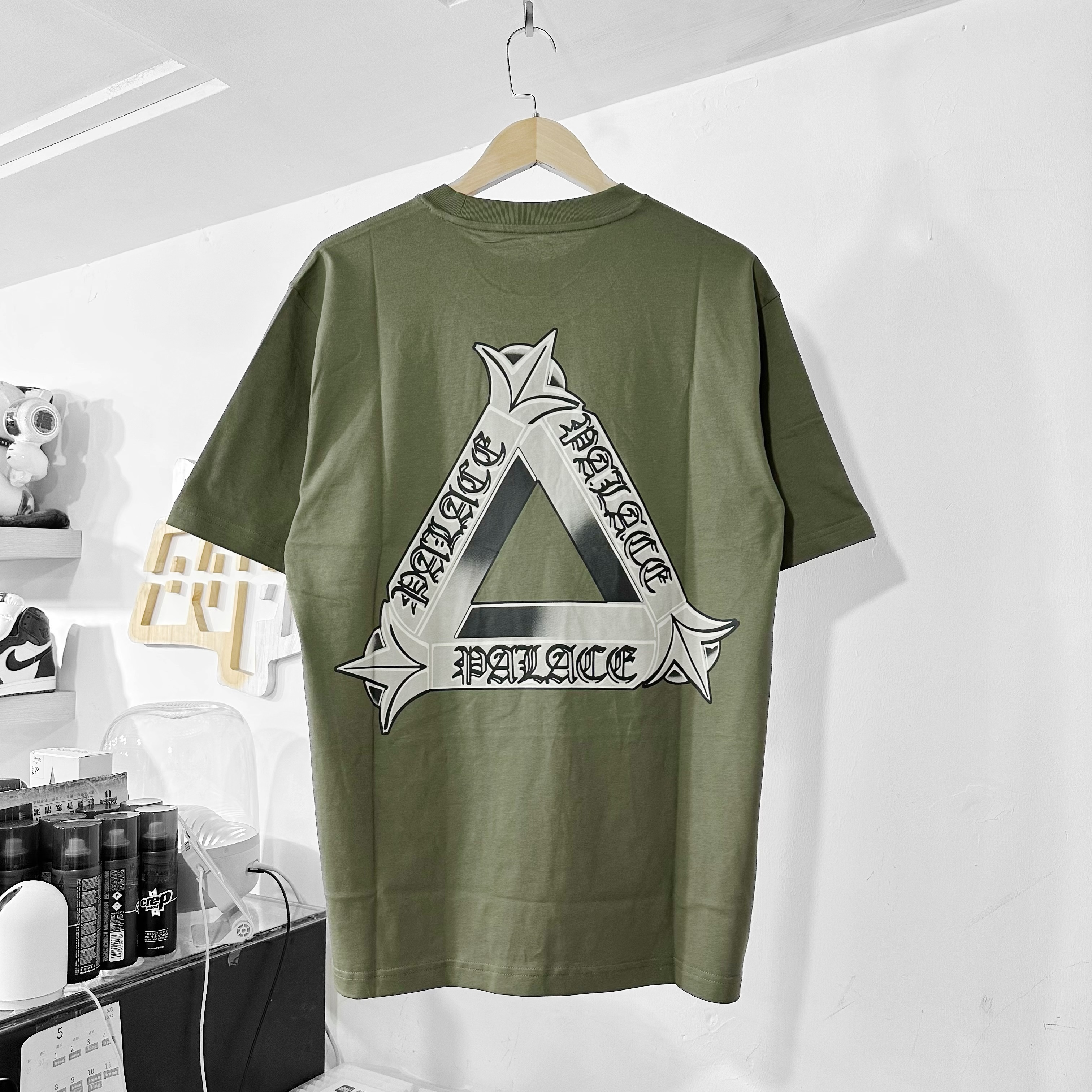 PALACE SS24 Tri-OG T-Shirt Olive