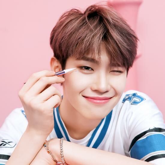 Colorgram Milk Bling Glitter Liner