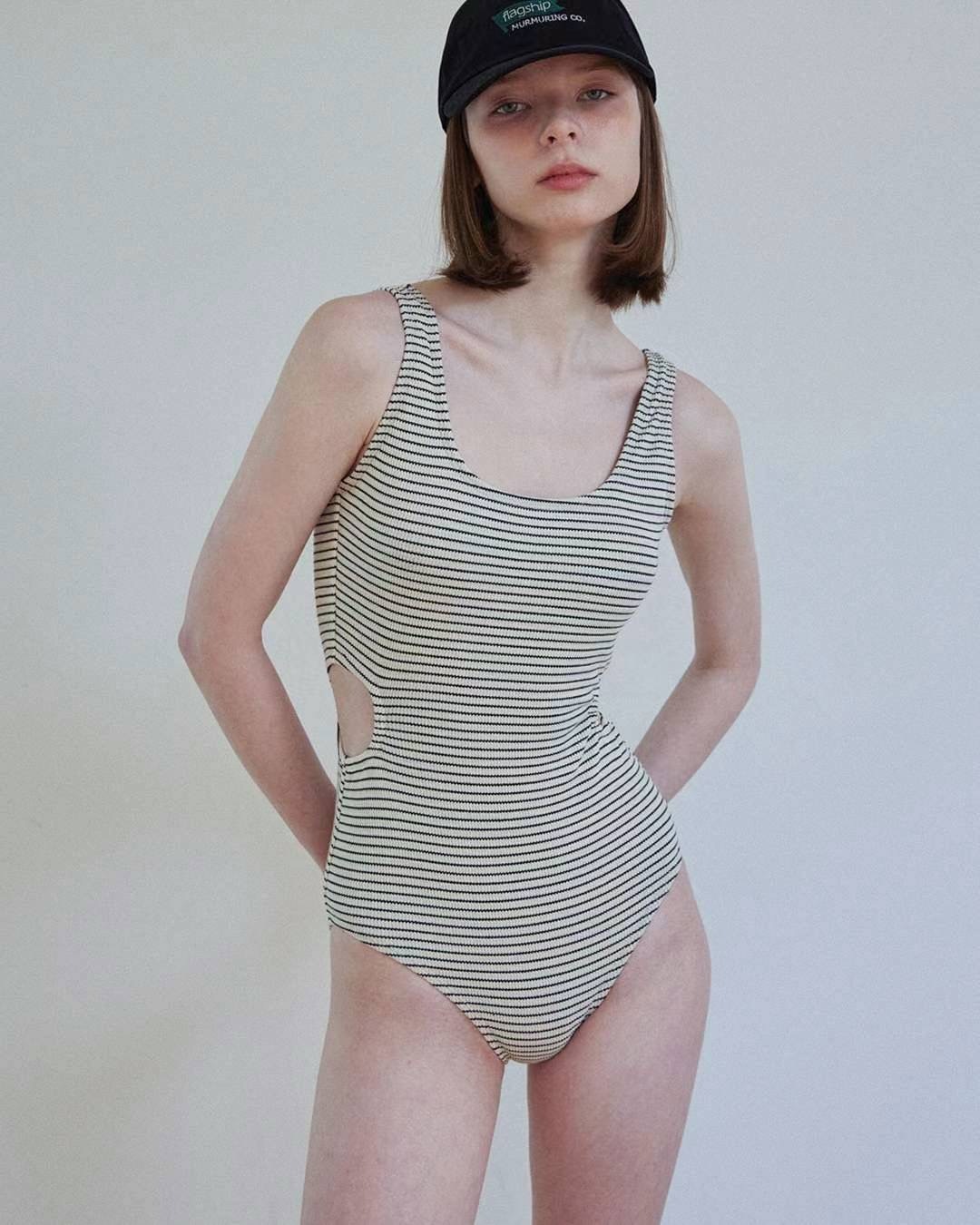 Minimalist幼間連身泳衣 · 2色入