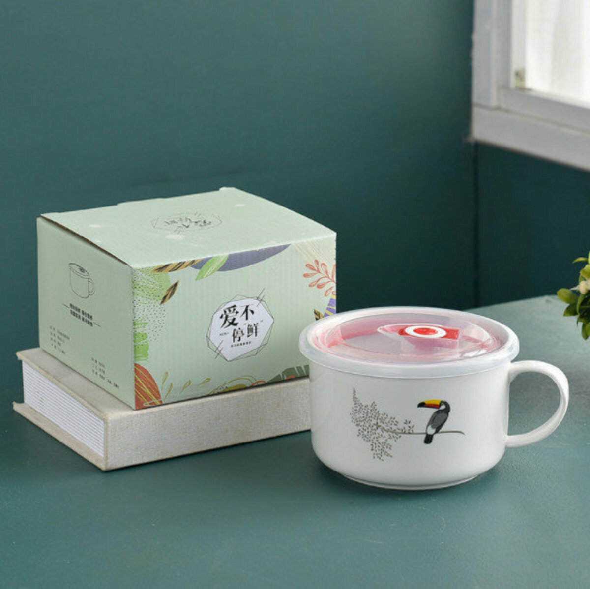 Household sealed rice bowl with lid (toucan)