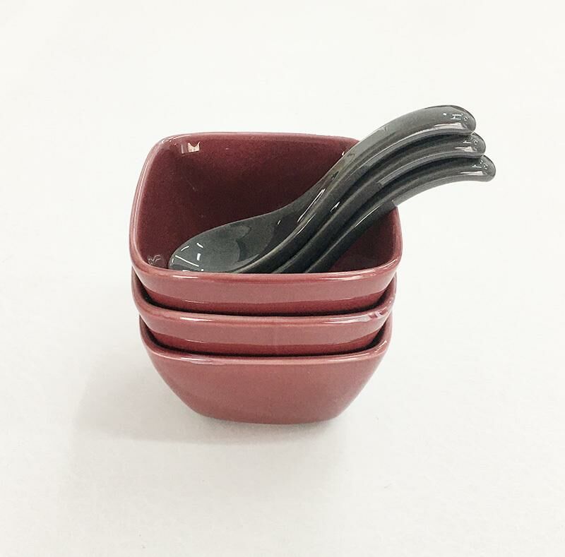 熱賣【6件】簡約碗具 陶瓷飯碗（碗寬約10.5cm 勺子長度約13.5cm） 