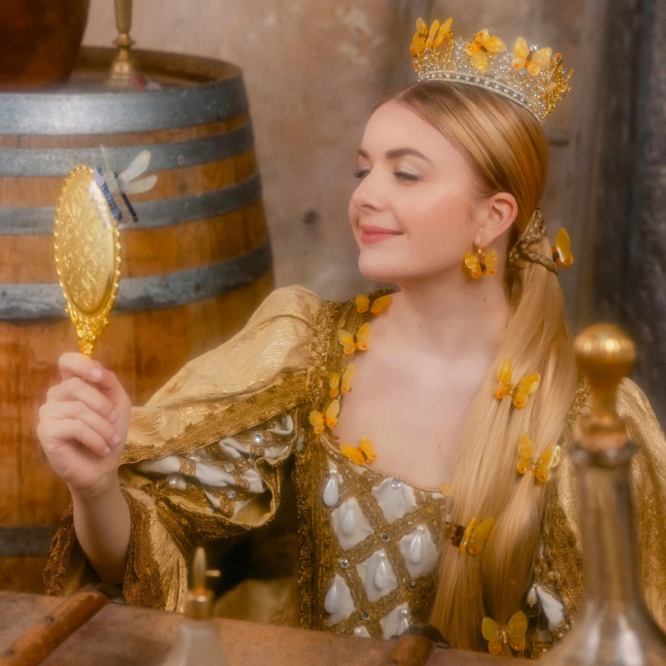 YELLOW BUTTERFLY MINI HAIR CLAW｜Coucou Suzette