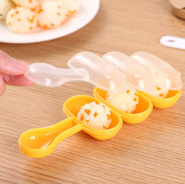 Japanese Shaker Onigiri Mould Creative Sushi Making Tool Box (Orange-Translucent)