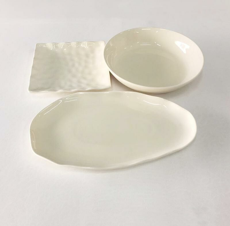 【3 pieces】Ceramic Plate, Home Plate, Ceramic Plate, Ceramic Tableware (Long plate: about 32cm long * about 18.5cm wide, round plate: about 23cm wide, square plate: about 18cm wide) 
