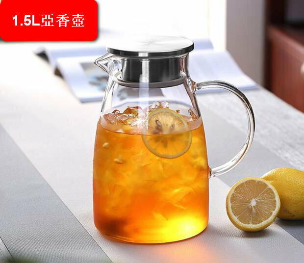 Heat-resistant borosilicate glass jug 1.5L (with stainless steel lid)