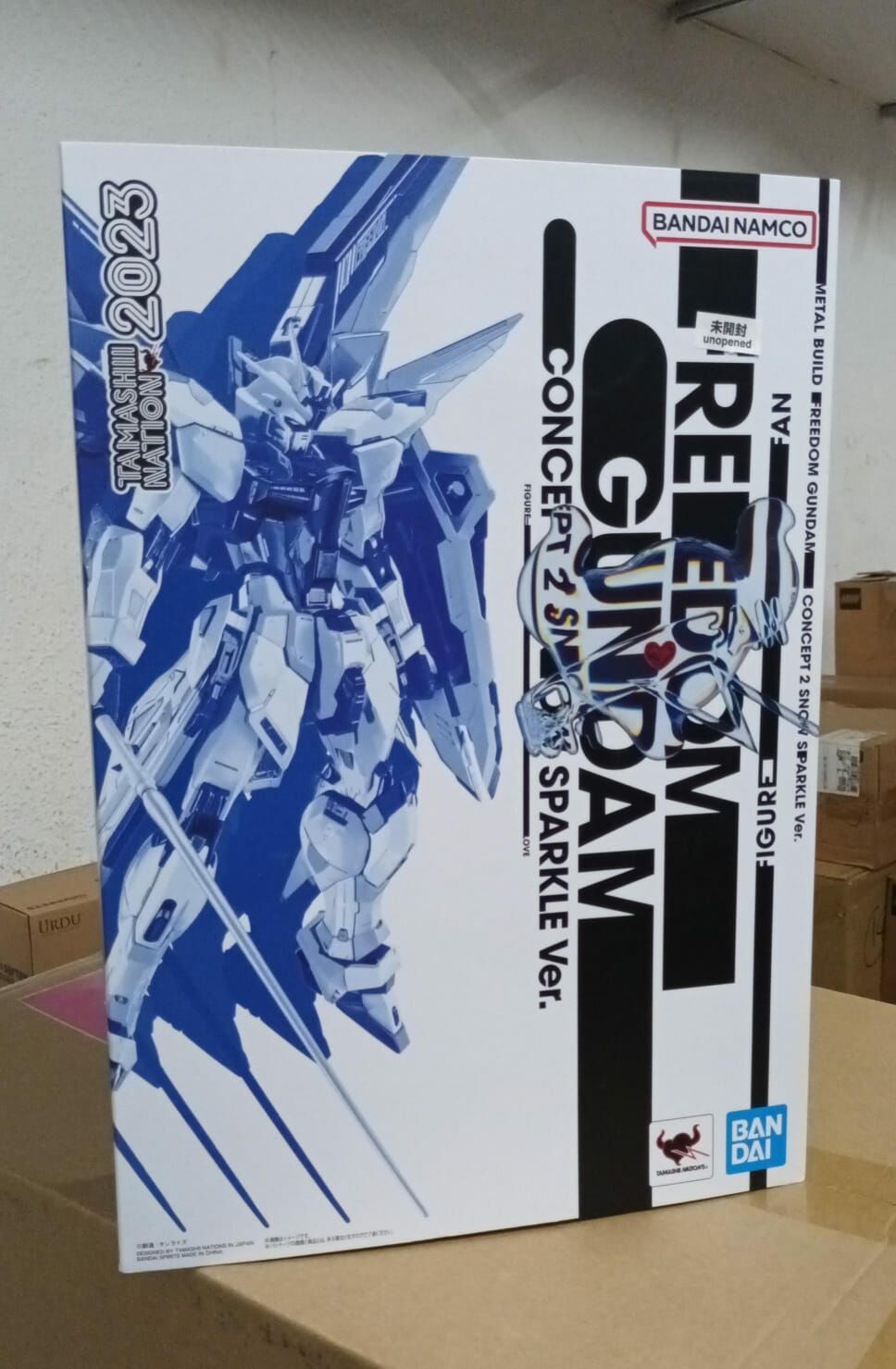 METAL BUILD FREEDOM GUNDAM CONCEPT 2 SNOW SPARKLE Ver.
