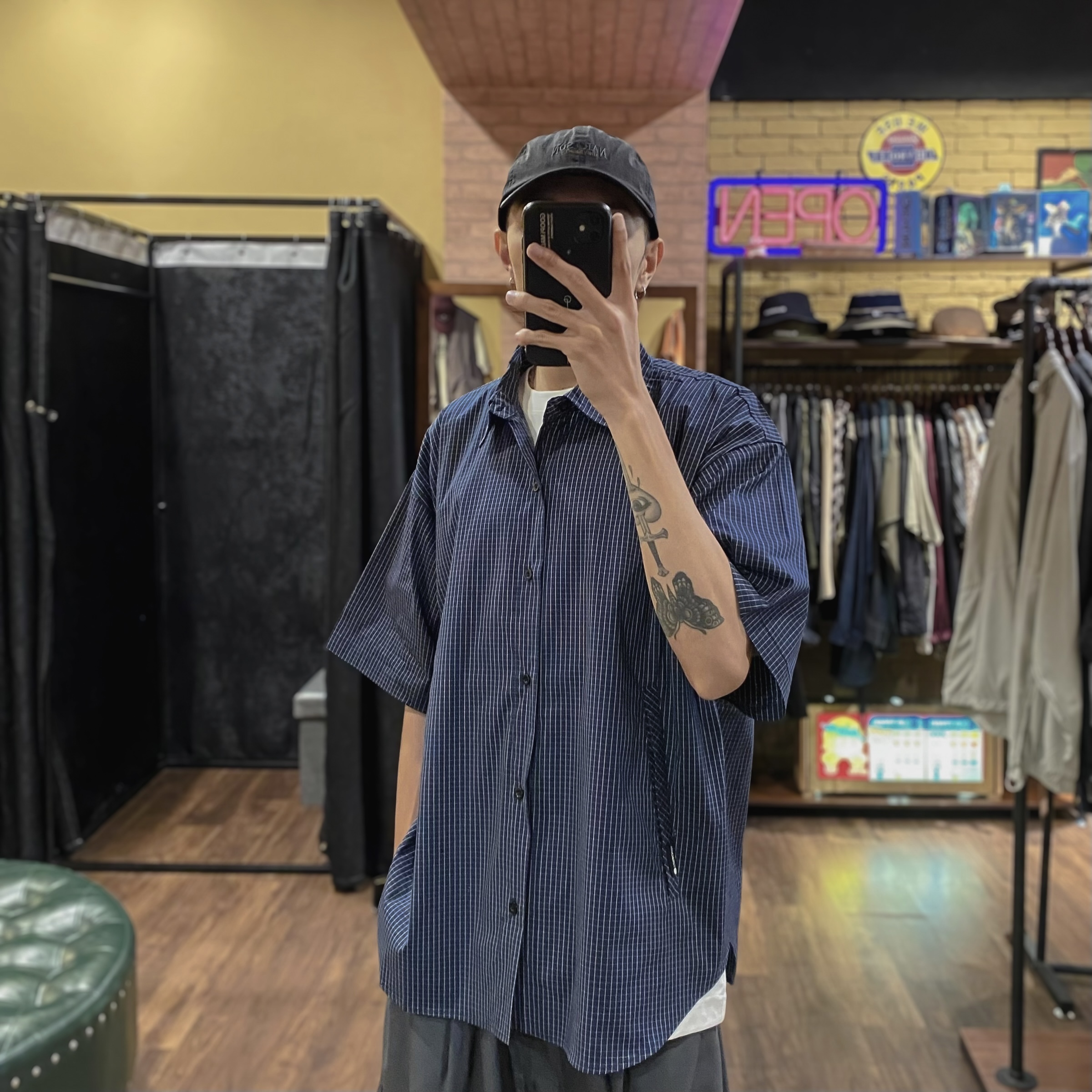 細格紋側插袋短袖襯衫