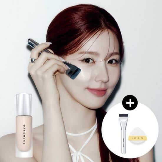 WAKEMAKE Water Velvet Cover Foundation 30ml[Olive Young with Brush + Puff Planning Set]